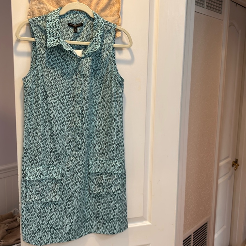 NWT BR Sleeveless Dress.